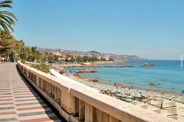 A 2 Passi Dal Mare Apartment Сан Ремо Екстериор снимка